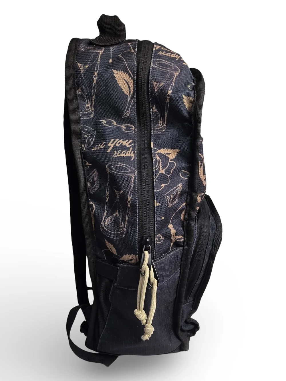 Volcom black beige
